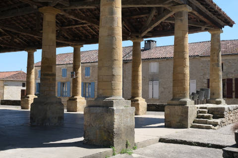 Halle de Villefranche-du-Périgord
